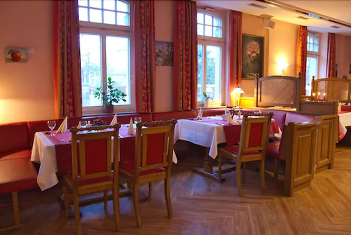 Imagen del bar/restaurante del Hotel Goldener Fasan. Foto 5