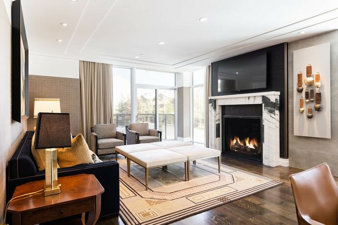 Imagen de la habitación del Hotel Goldener Hirsch, Auberge Resorts Collection. Foto 15