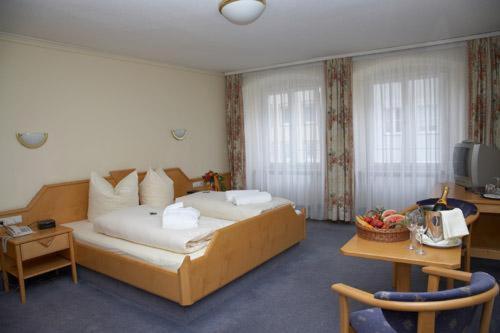 Imagen general del Hotel Goldener Hirsch, Kaufbeuren. Foto 1