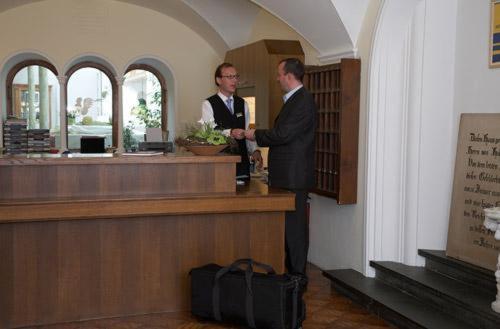 Imagen general del Hotel Goldener Hirsch, Kaufbeuren. Foto 2