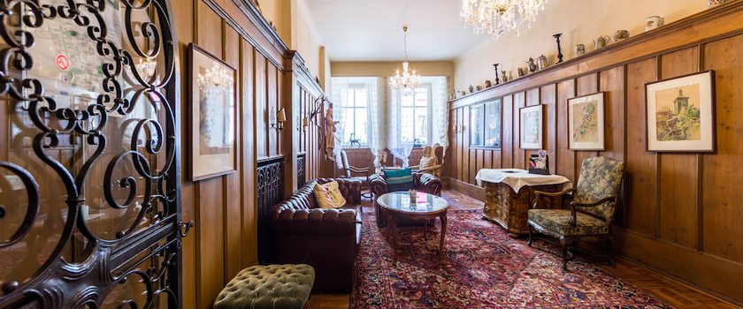 Imagen de los interiores del Hotel Goldener Hirsch, Rothenburg. Foto 17