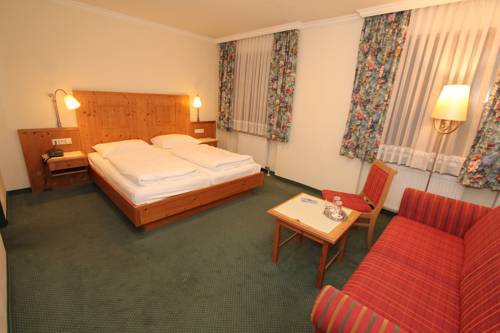 Imagen de la habitación del Hotel Goldener Stern, ABTENAU. Foto 8