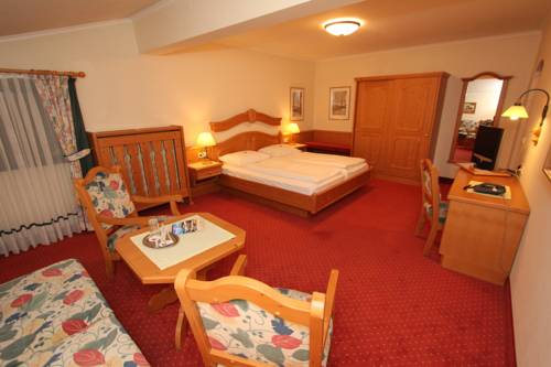Imagen de la habitación del Hotel Goldener Stern, ABTENAU. Foto 9