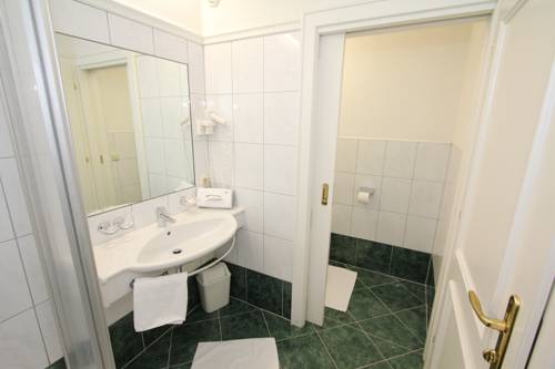 Imagen de la habitación del Hotel Goldener Stern, ABTENAU. Foto 11