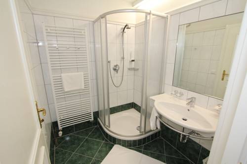 Imagen de la habitación del Hotel Goldener Stern, ABTENAU. Foto 12