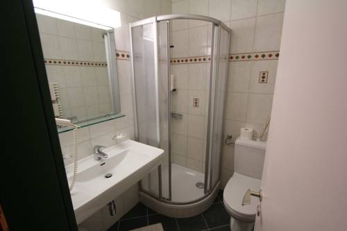 Imagen de la habitación del Hotel Goldener Stern, ABTENAU. Foto 13