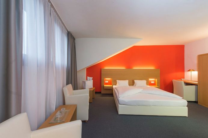 Imagen de la habitación del Hotel Goldener Stern, Mitterdorf - Caldaro di Mezzo. Foto 4