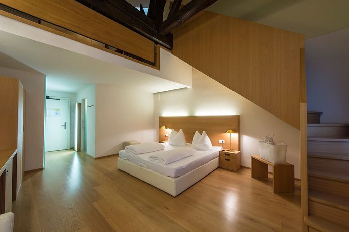 Imagen de la habitación del Hotel Goldener Stern, Mitterdorf - Caldaro di Mezzo. Foto 15