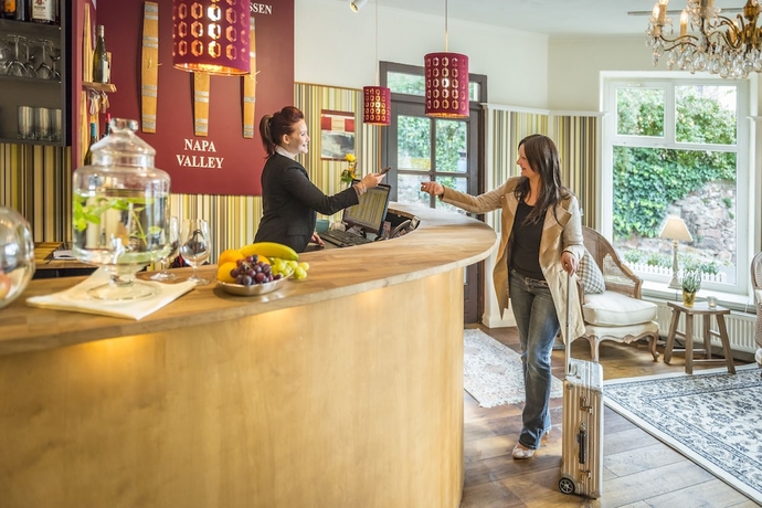 Imagen de los interiores del Hotel Goldenes Fass. Foto 19