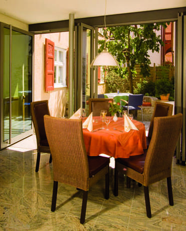 Imagen de la habitación del Hotel Goldenes Lamm, Dinkelsbuhl. Foto 4