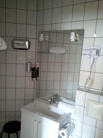 Imagen de la habitación del Hotel Goldenes Lamm, Idstein. Foto 8