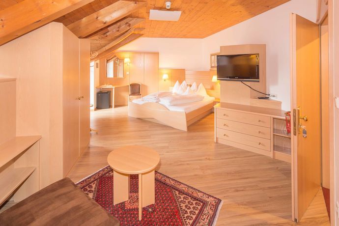 Imagen de la habitación del Hotel Goldenes R&ouml;ssl. Foto 13