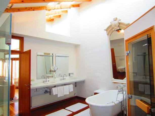 Imagen de la habitación del Hotel Goldenes Schiff. Foto 7