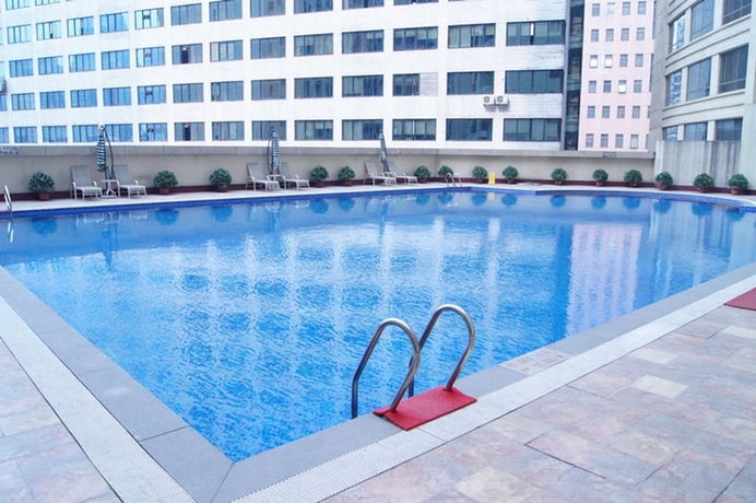 Imagen de la piscina del Hotel Goldenkey Floor Yuexiu. Foto 19