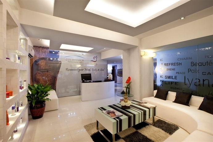 Imagen de los interiores del Hotel Goldfinch Bangalore. Foto 6