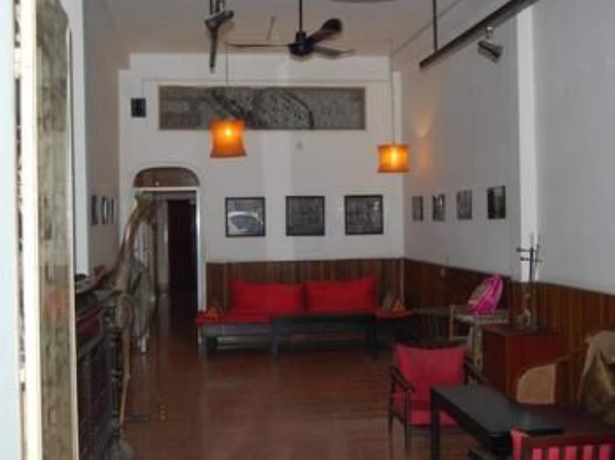 Imagen de los interiores del Hotel Goldie Guesthouse. Foto 16