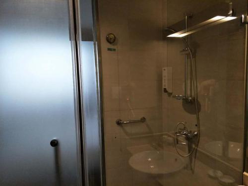 Imagen de la habitación del Hotel Goldmet Inn Taiyuan Dananamen. Foto 6