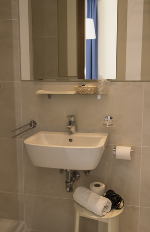 Imagen de la habitación del Hotel Goldoni. Foto 4