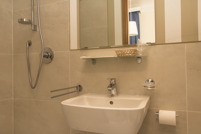 Imagen de la habitación del Hotel Goldoni. Foto 5