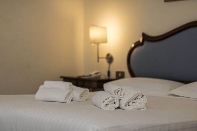 Imagen de la habitación del Hotel Goldoni. Foto 8