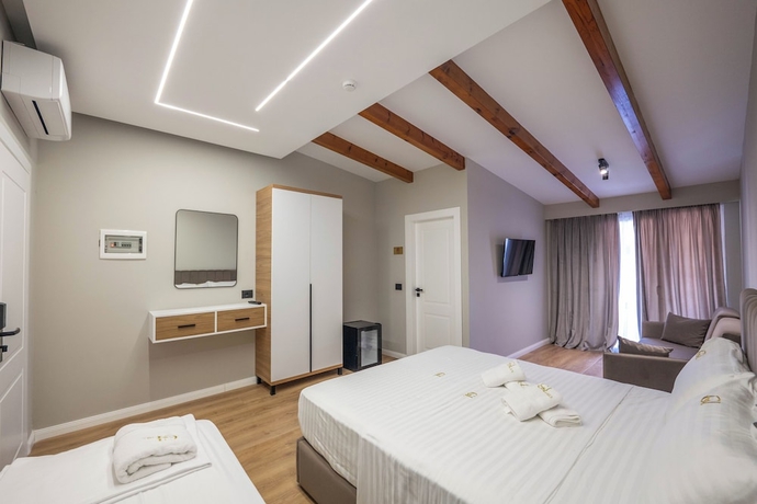 Imagen de la habitación del Hotel Golemi Lux. Foto 12