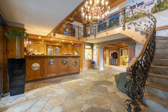 Imagen de los interiores del Hotel Golf And Alpin Wellness Resort Hotel Ludwig Royal. Foto 20