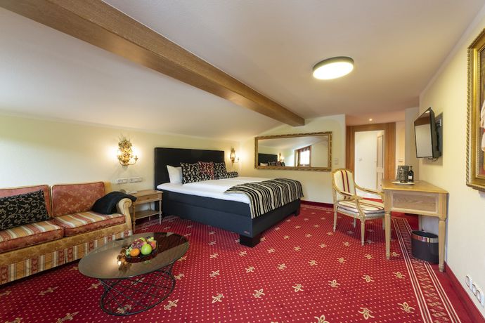 Imagen de la habitación del Hotel Golf And Alpin Wellness Resort Hotel Ludwig Royal. Foto 8