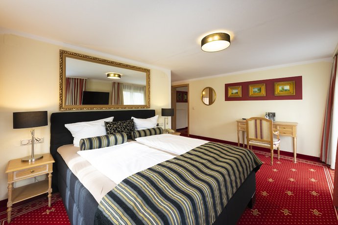 Imagen de la habitación del Hotel Golf And Alpin Wellness Resort Hotel Ludwig Royal. Foto 10