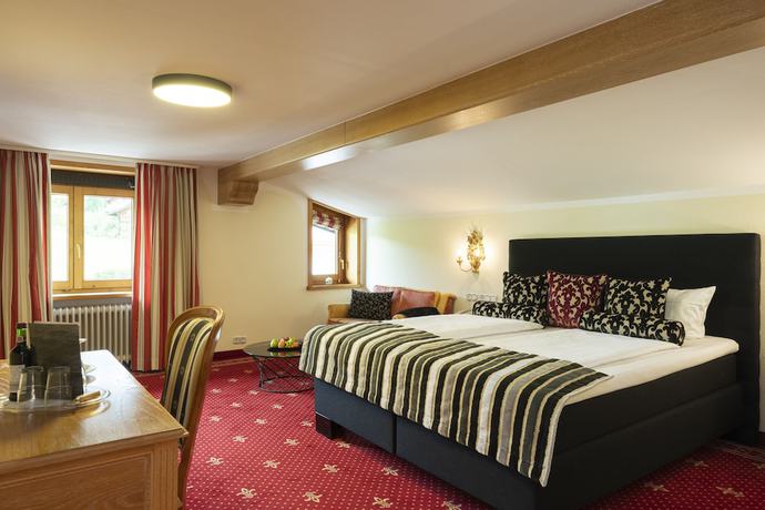 Imagen de la habitación del Hotel Golf And Alpin Wellness Resort Hotel Ludwig Royal. Foto 15