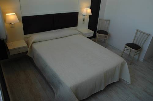 Imagen de la habitación del Hotel Golf, Bandol. Foto 6