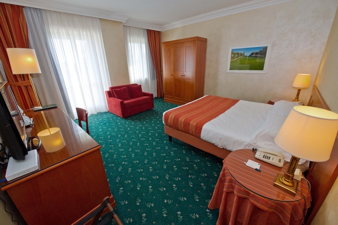 Imagen de la habitación del Hotel Golf Club Cavagli&agrave;. Foto 7
