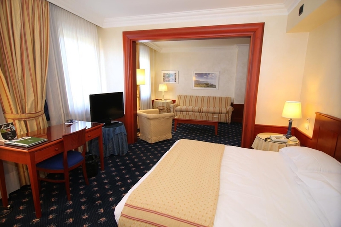 Imagen de la habitación del Hotel Golf Club Cavagli&agrave;. Foto 9