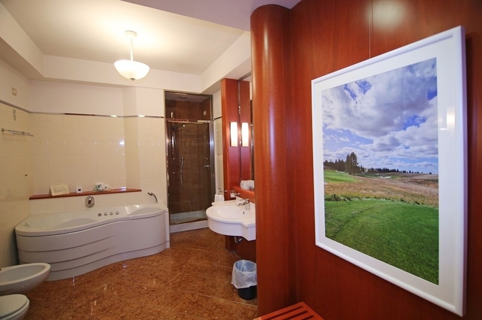 Imagen de la habitación del Hotel Golf Club Cavagli&agrave;. Foto 14