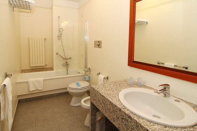 Imagen de la habitación del Hotel Golf Club Cavagli&agrave;. Foto 15