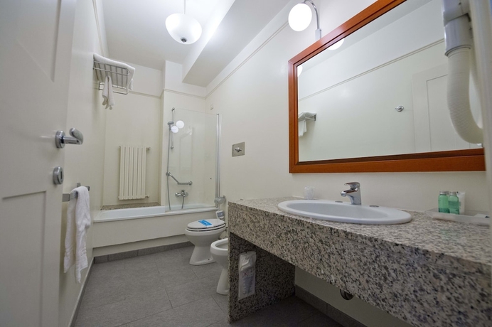Imagen de la habitación del Hotel Golf Club Cavagli&agrave;. Foto 16