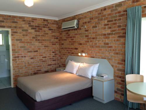 Imagen de la habitación del Hotel Golf Club Motor Inn Wingham. Foto 2