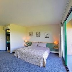 Imagen de la habitación del Hotel Golf Colvert. Foto 2