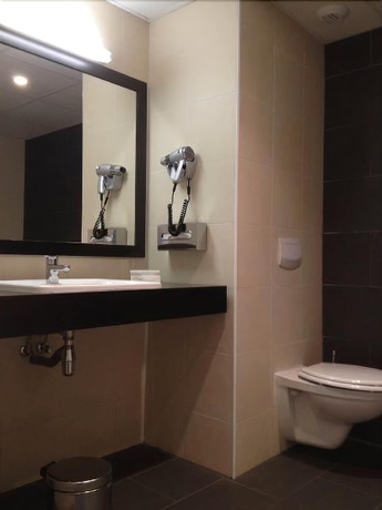 Imagen de la habitación del Hotel Golf De St Samson. Foto 5