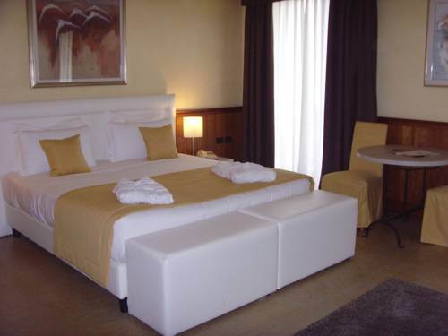 Imagen de la habitación del Hotel Golf Inn. Foto 14