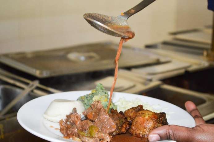 Imagen del bar/restaurante del Hotel Golf Kakamega. Foto 4