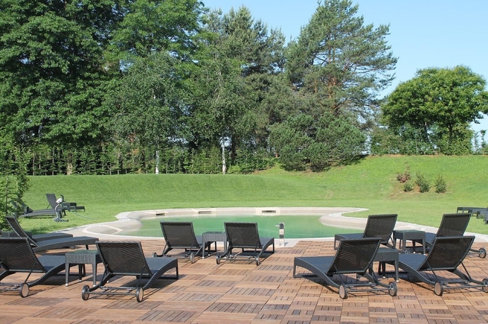 Imagen de la piscina del Hotel Golf La Pinetina. Foto 19