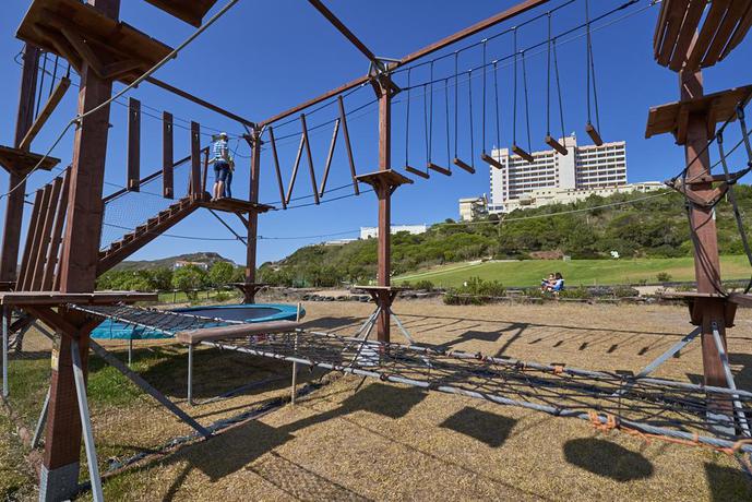 Imagen de los exteriores del Hotel Golf Mar. Foto 8