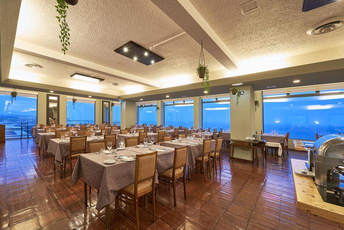 Imagen del bar/restaurante del Hotel Golf Mar, MACEIRA. Foto 3