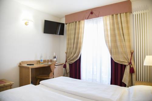 Imagen de la habitación del Hotel Golf, Negheli. Foto 5