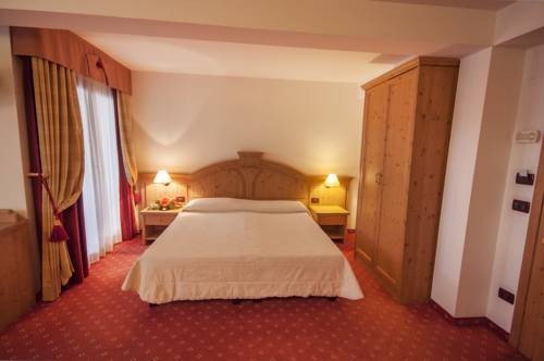 Imagen de la habitación del Hotel Golf, Negheli. Foto 6