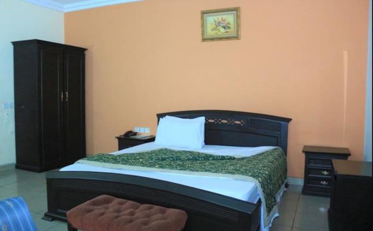 Imagen de la habitación del Hotel Golf Prince. Foto 5