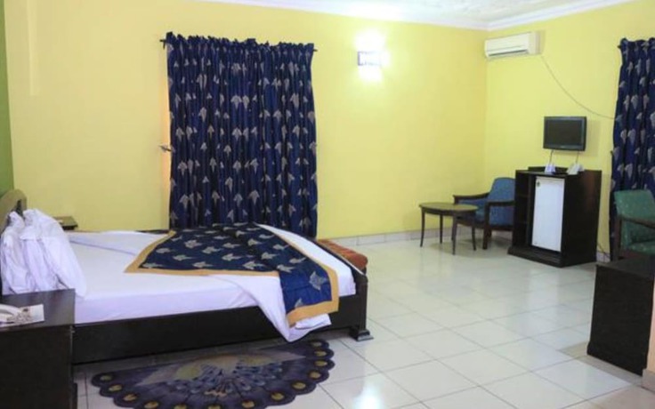 Imagen de la habitación del Hotel Golf Prince. Foto 7