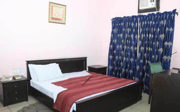 Imagen de la habitación del Hotel Golf Prince. Foto 9