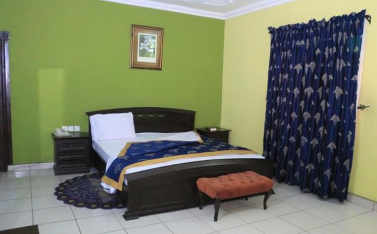 Imagen de la habitación del Hotel Golf Prince. Foto 11