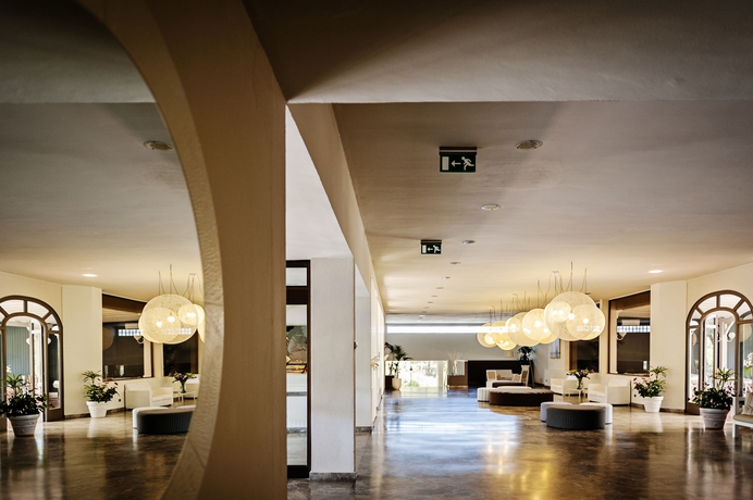 Imagen de los interiores del Hotel Golf Punta Ala. Foto 9